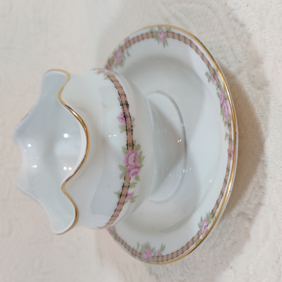 J&C Bavarian Hand-painted Rose Gravy Boat Gold Trim - Picture 6 of 12